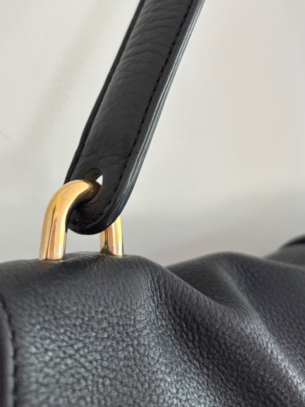 Balenciaga Black pebbled leather shoulder bag, good condition - Picture 6 of 15
